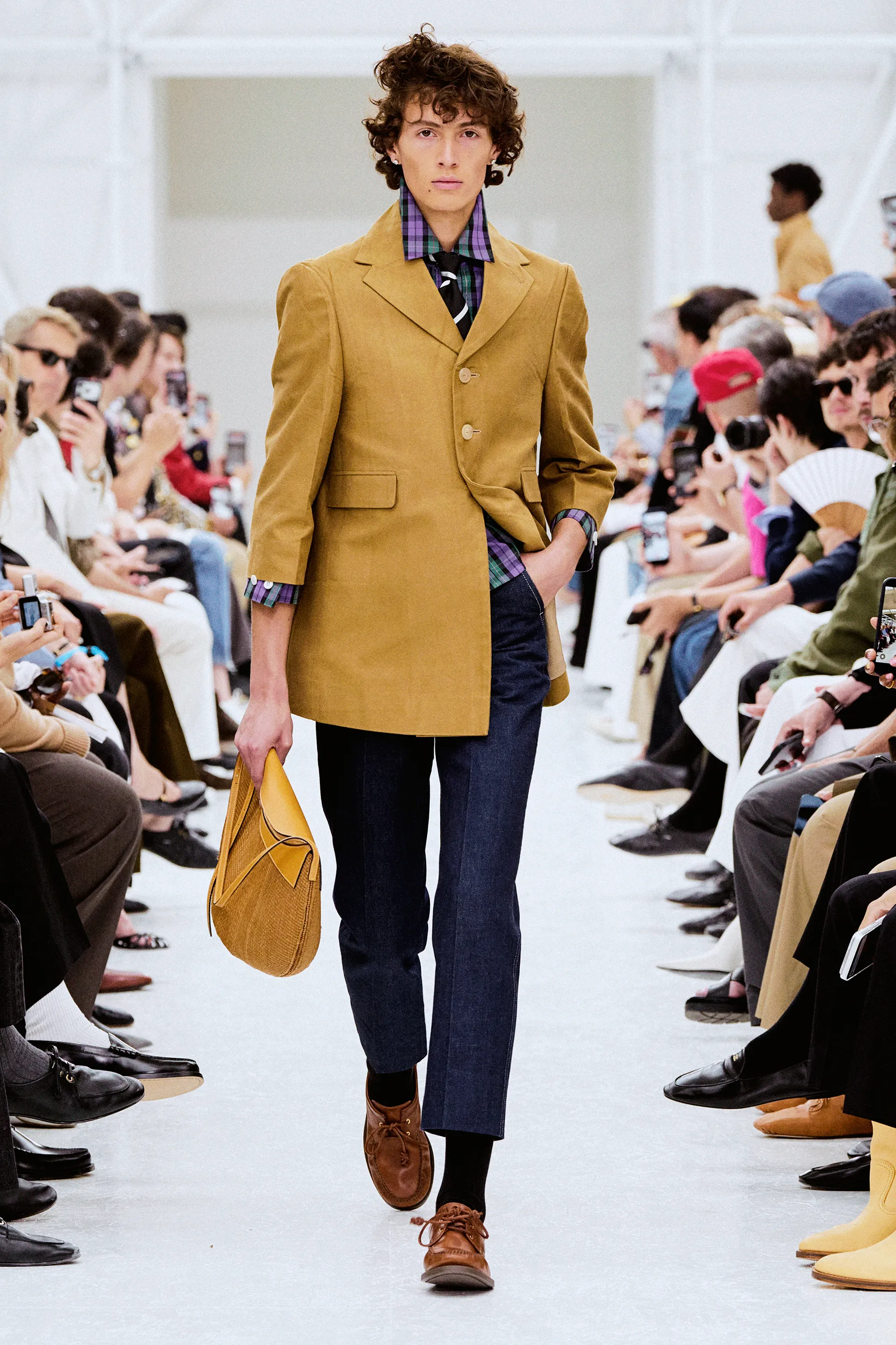 00065-celine-spring-2027-menswear-credit-brand