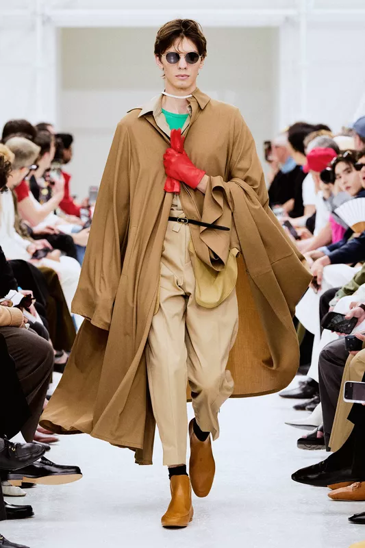 00048-celine-spring-2027-menswear-credit-brand