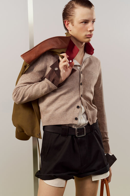 Acne m PO S27 024