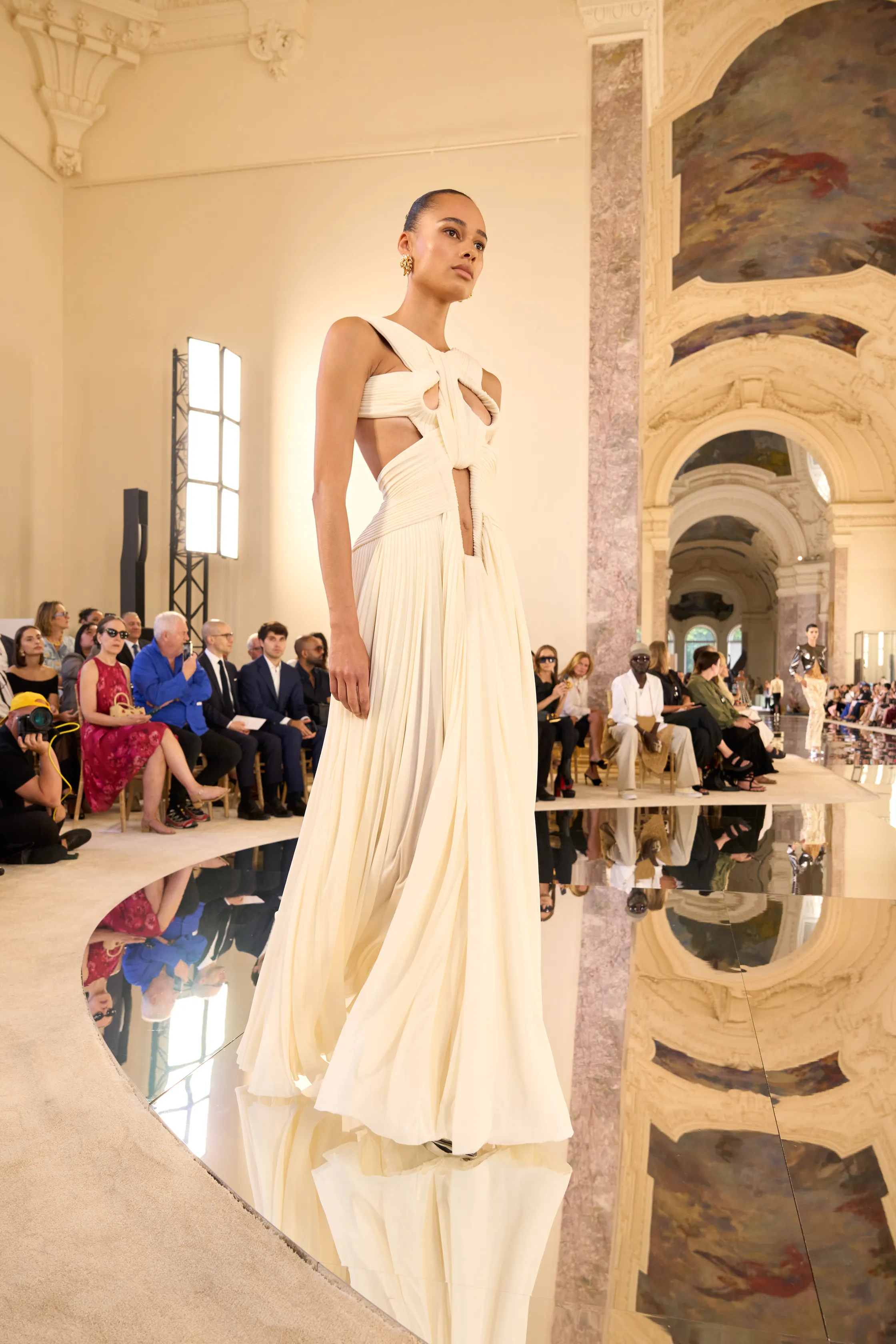 00005-schiaparelli-fall-2026-couture-credit-brand