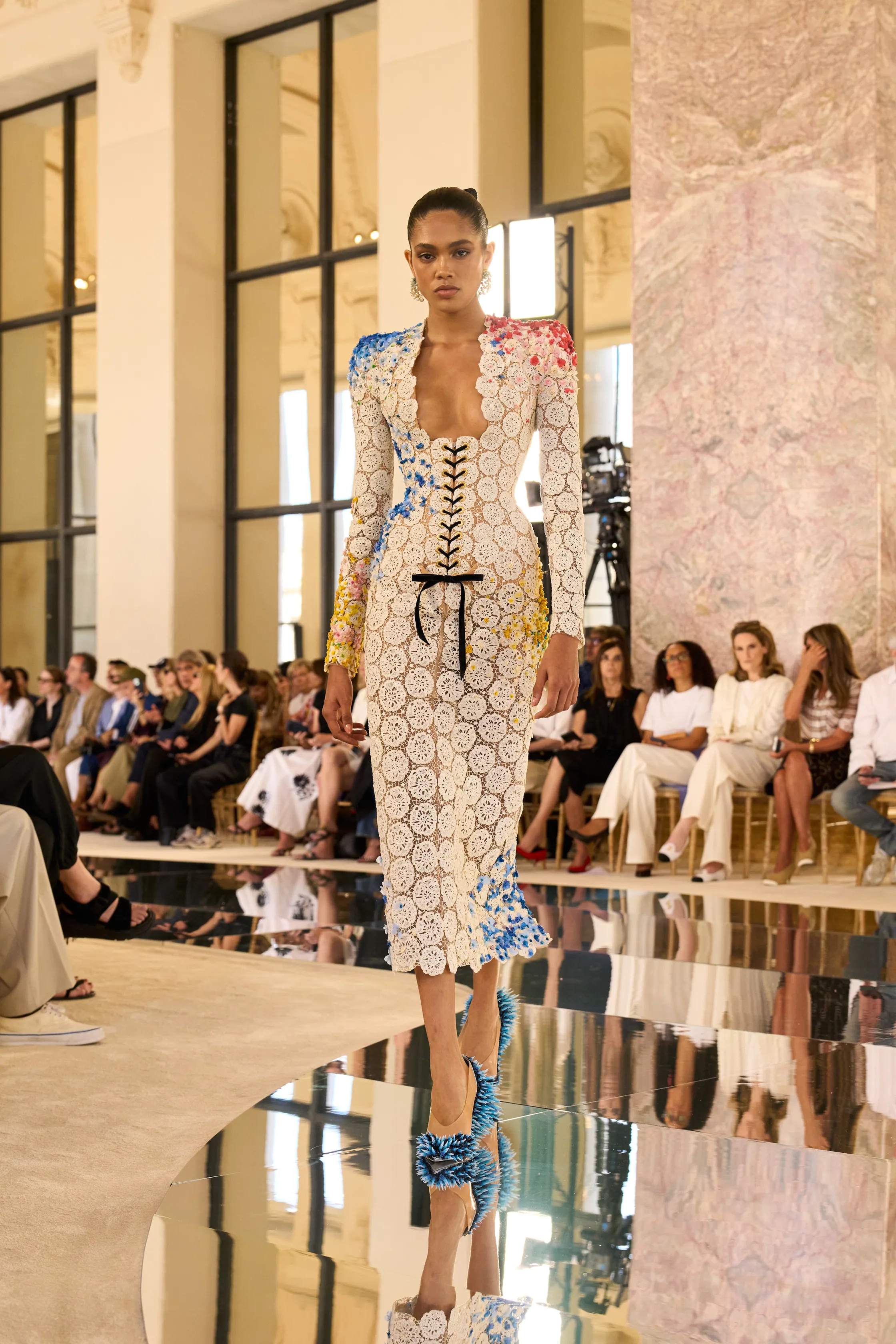 00025-schiaparelli-fall-2026-couture-credit-brand