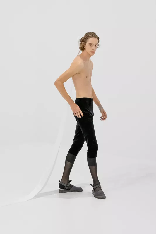 00004-jean-paul-gaultier-fall-2026-couture-credit-brand