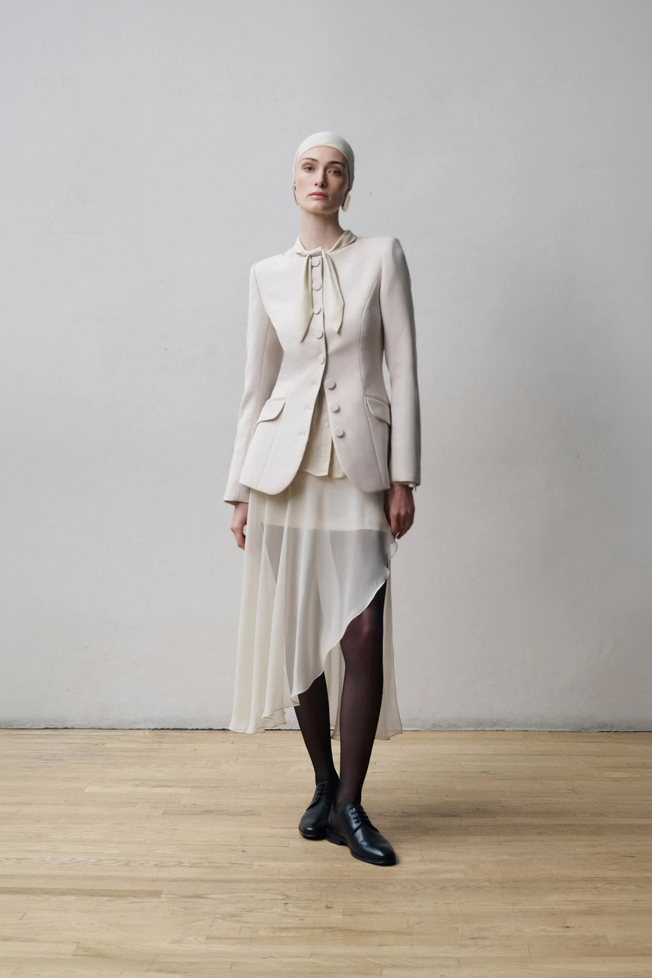 00001-prabal-gurung-resort-2027-credit-mark-grgurich-brand.jpg