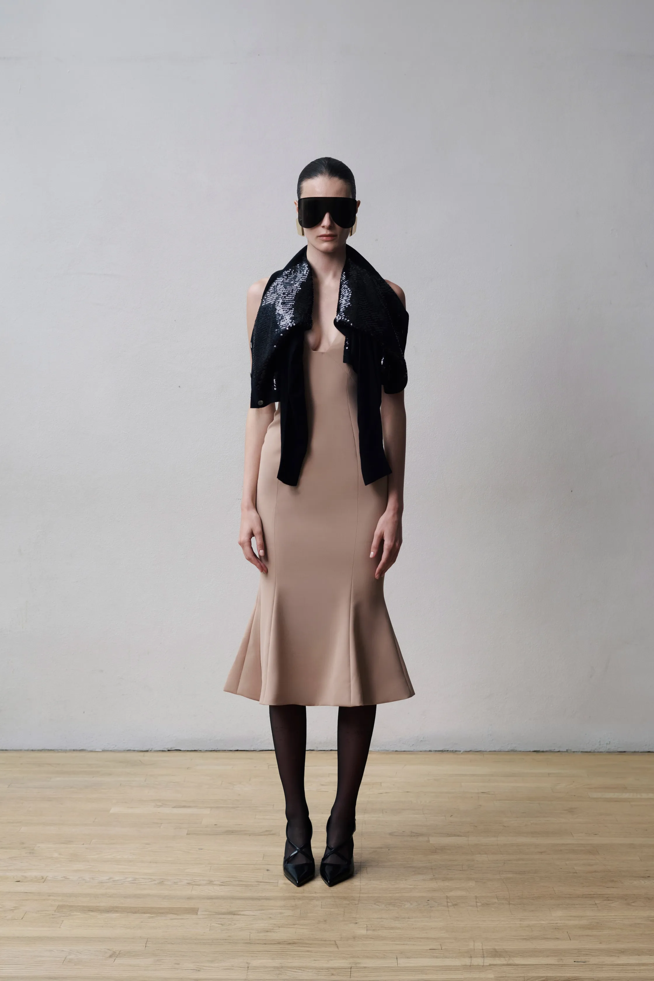00004-prabal-gurung-resort-2027-credit-mark-grgurich-brand.jpg
