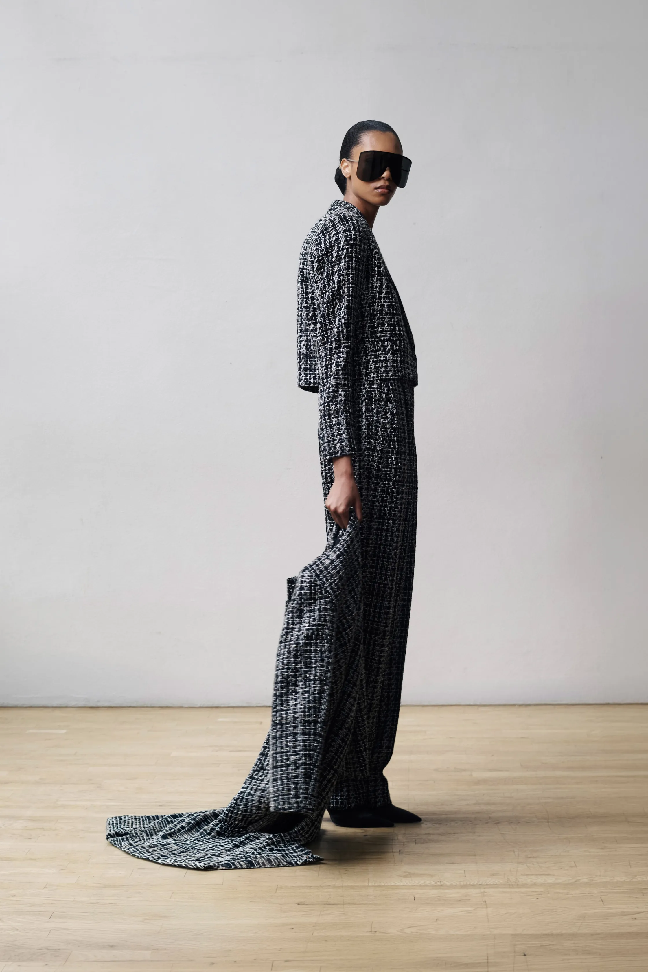 00015-prabal-gurung-resort-2027-credit-mark-grgurich-brand.jpg