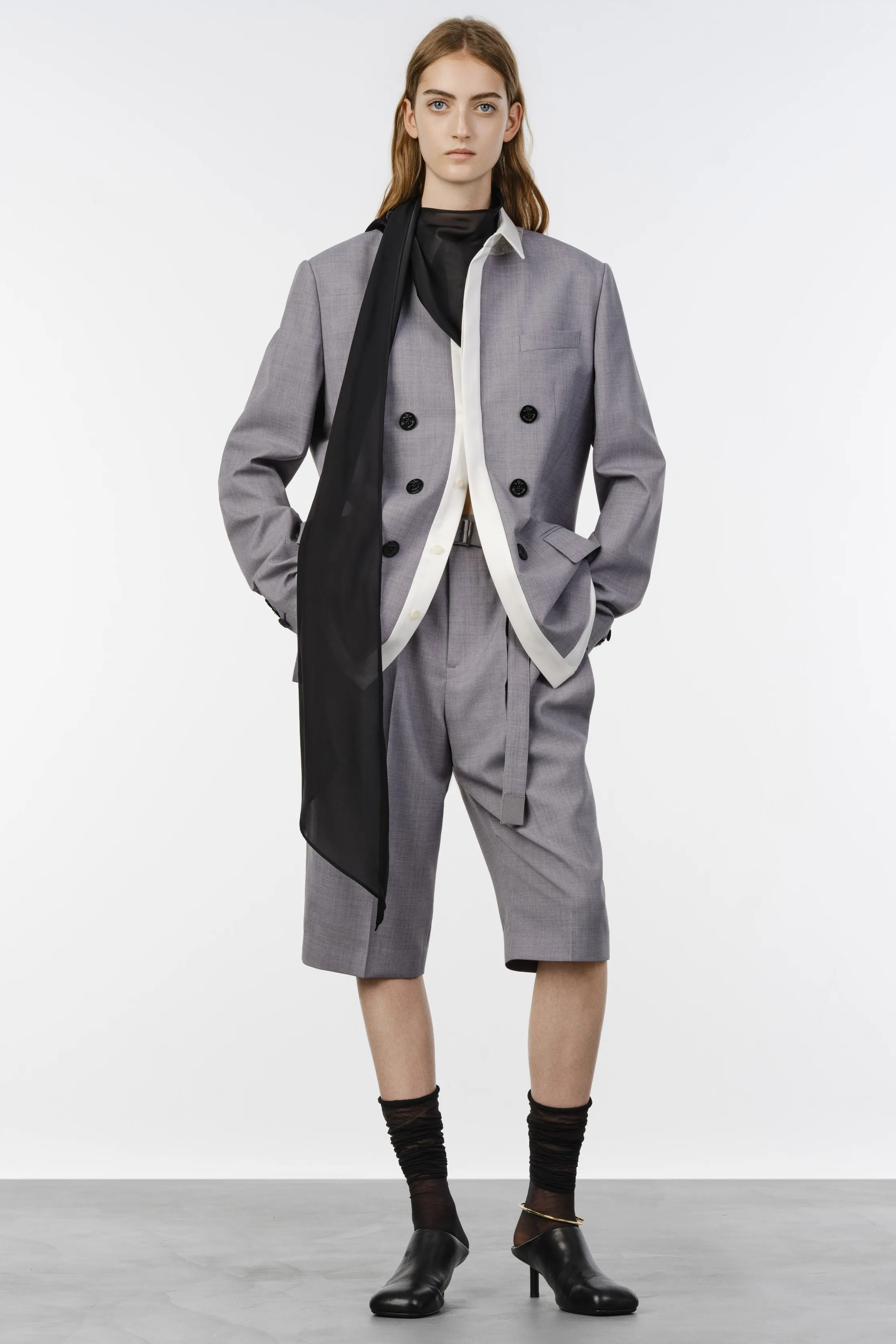 00005-sacai-resort-2027-credit-brand.jpg
