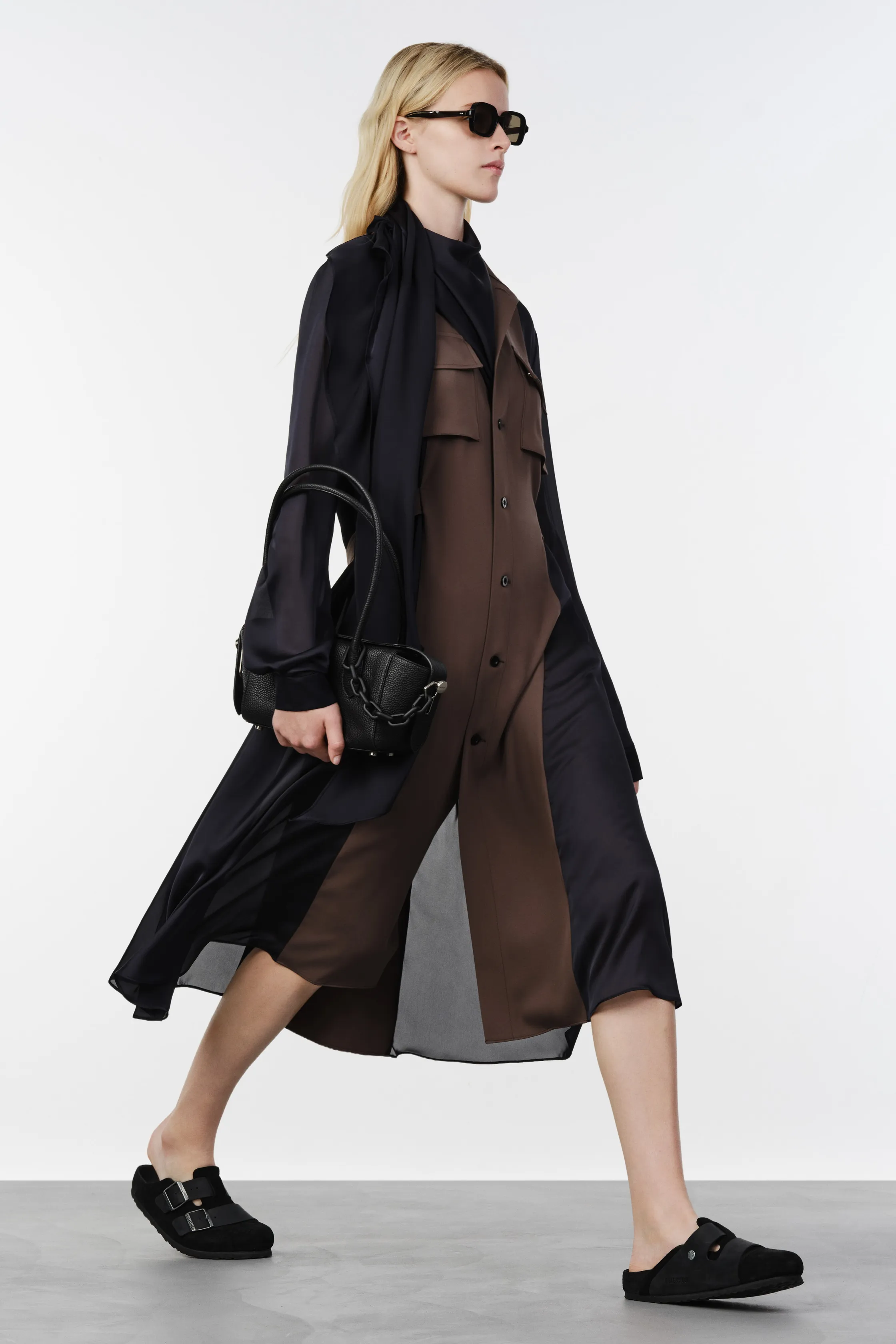 00011-sacai-resort-2027-credit-brand.jpg