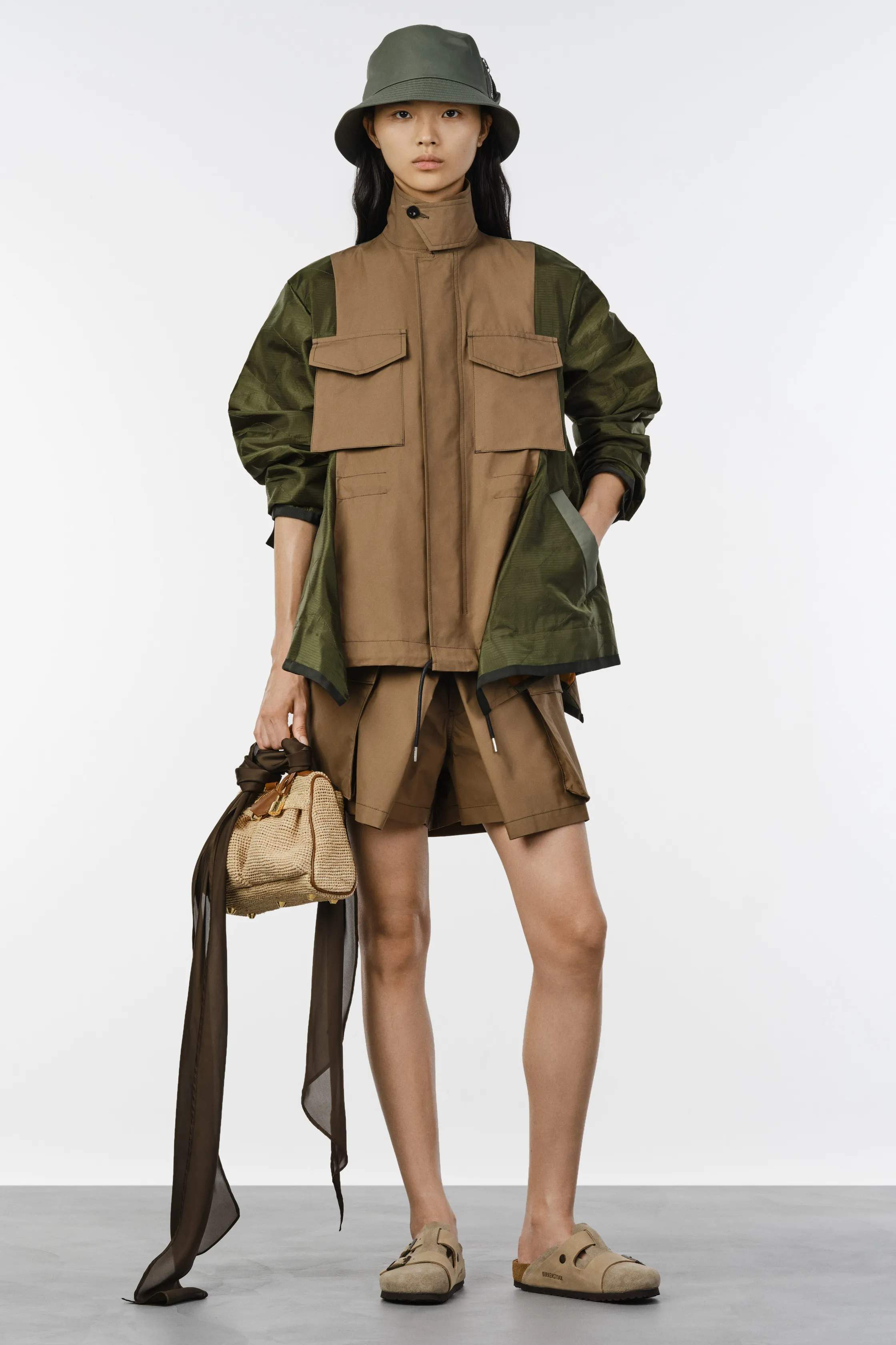 00014-sacai-resort-2027-credit-brand.jpg
