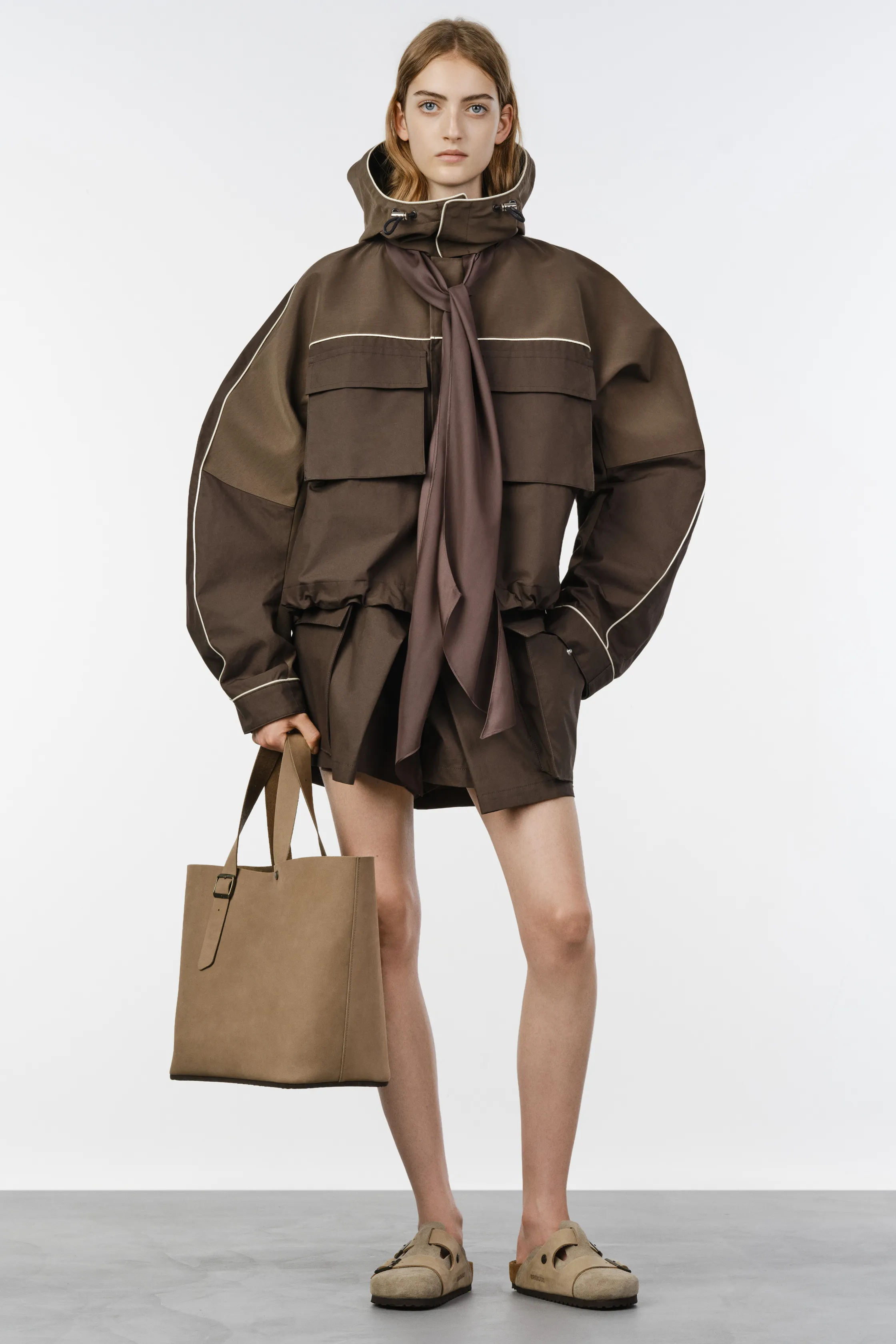00015-sacai-resort-2027-credit-brand.jpg
