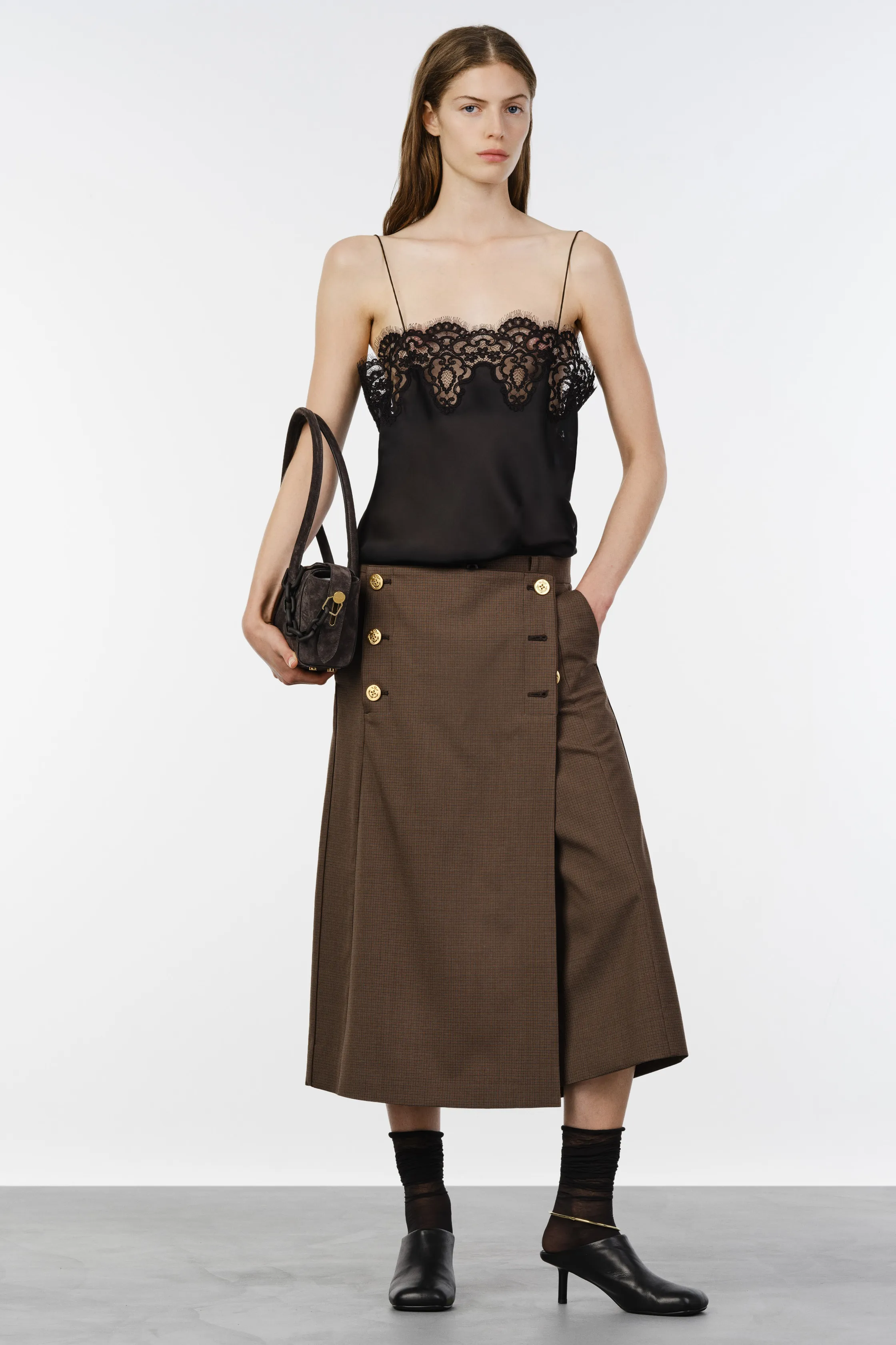 00020-sacai-resort-2027-credit-brand.jpg