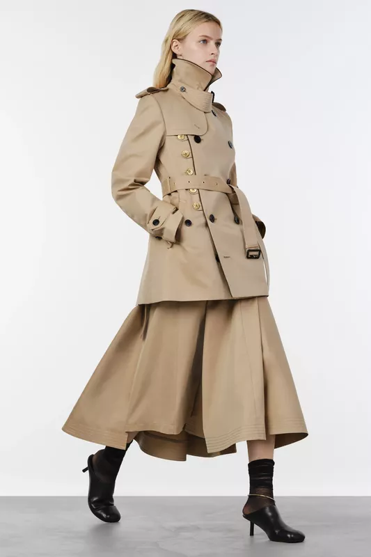 00009-sacai-resort-2027-credit-brand.jpg