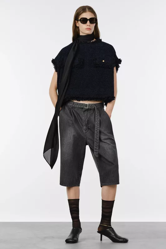 00024-sacai-resort-2027-credit-brand.jpg