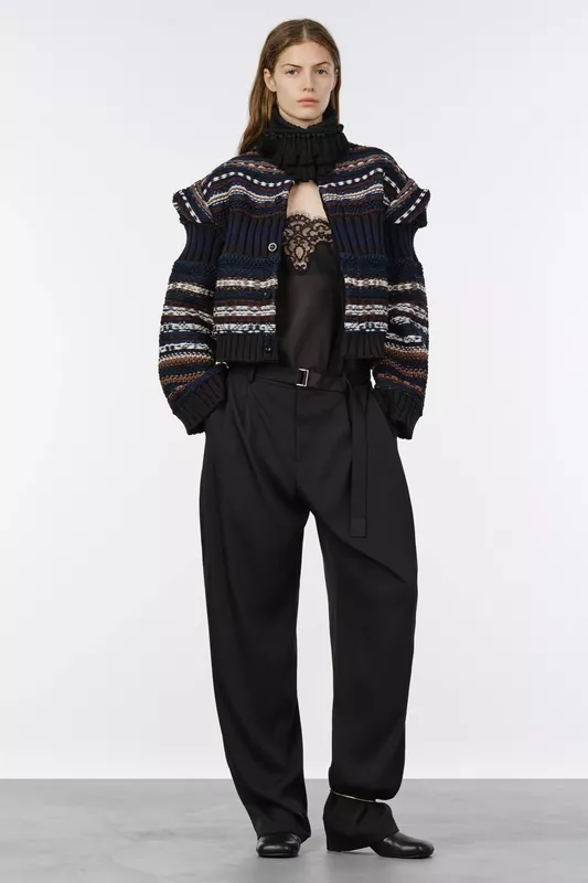 00030-sacai-resort-2027-credit-brand.jpg