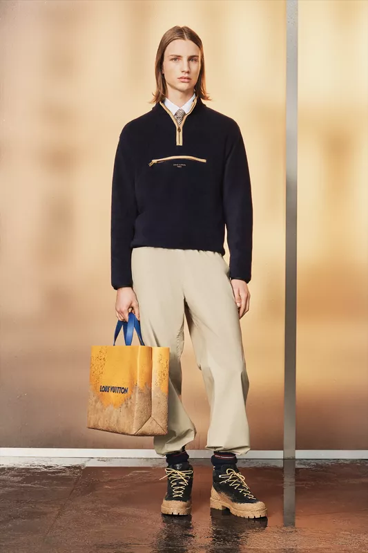 00015-louis-vuitton-resort-2027-menswear-credit-brand.jpg