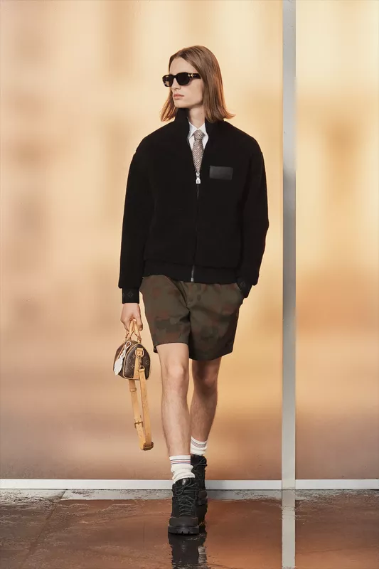 00018-louis-vuitton-resort-2027-menswear-credit-brand.jpg