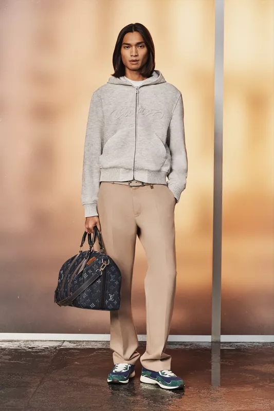 00021-louis-vuitton-resort-2027-menswear-credit-brand.jpg