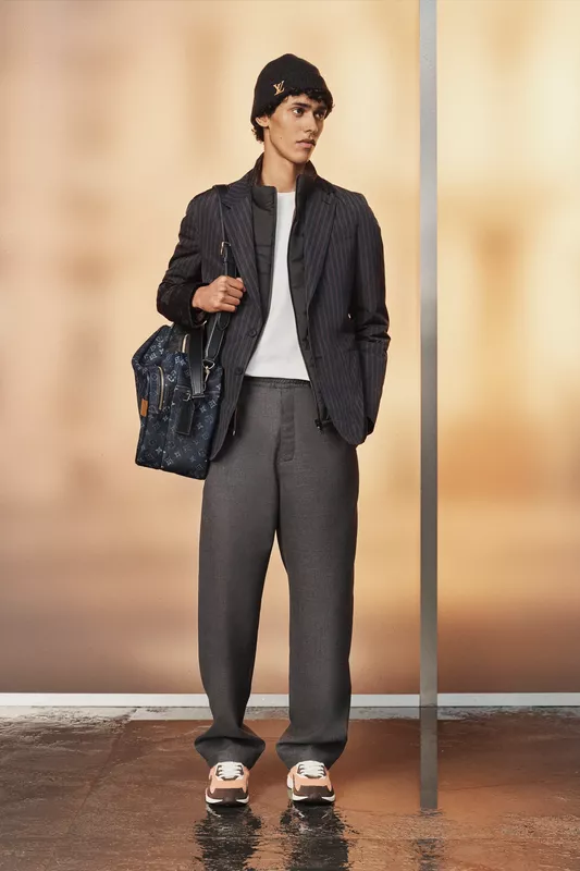 00031-louis-vuitton-resort-2027-menswear-credit-brand.jpg
