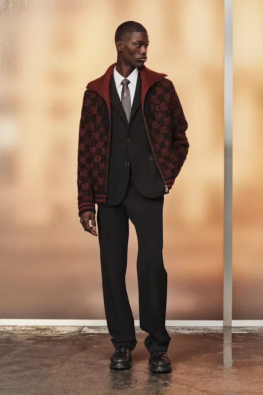 00034-louis-vuitton-resort-2027-menswear-credit-brand.jpg