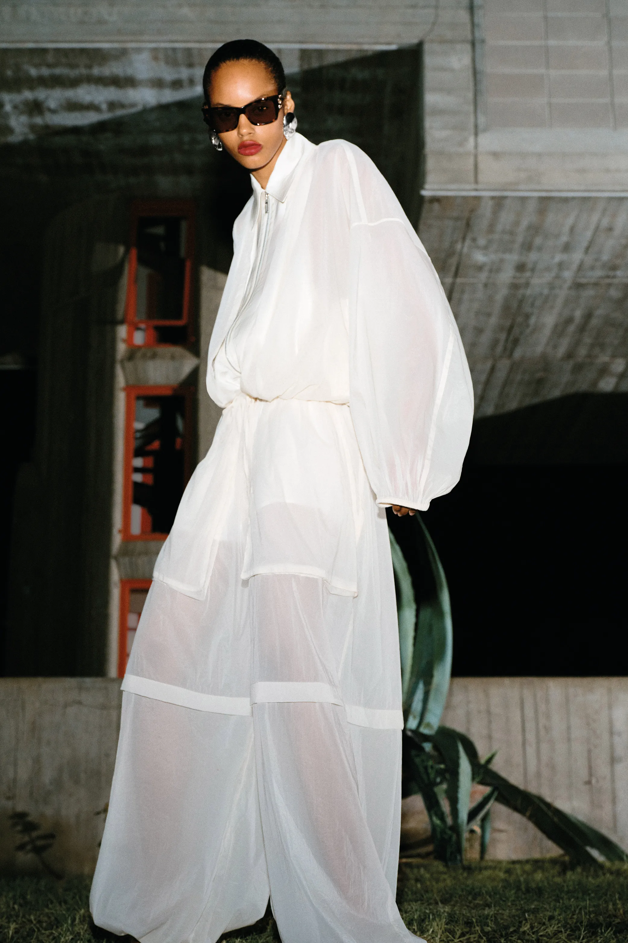 00003-sportmax-resort-2027-credit-brand.jpg