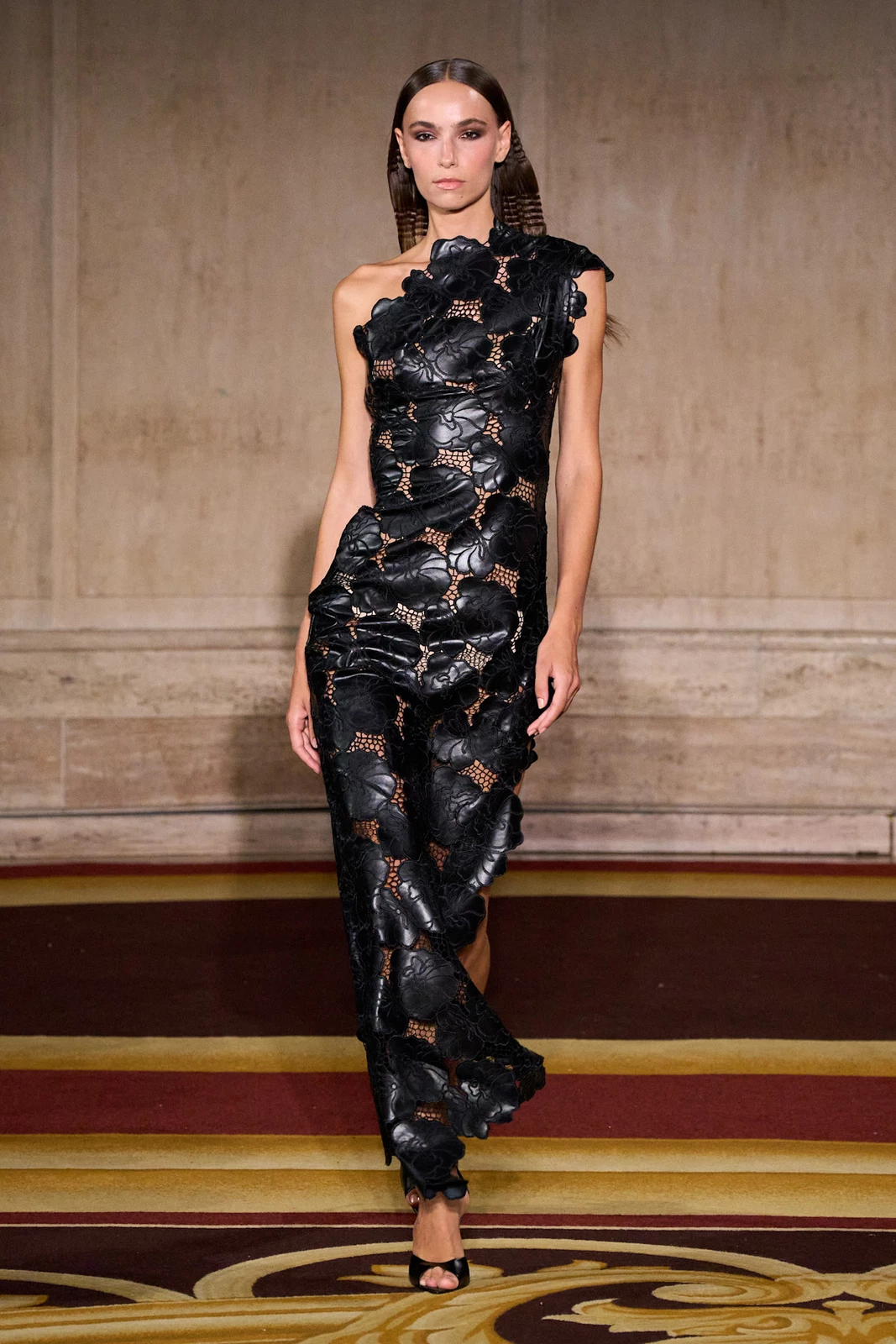 Siriano S27 003