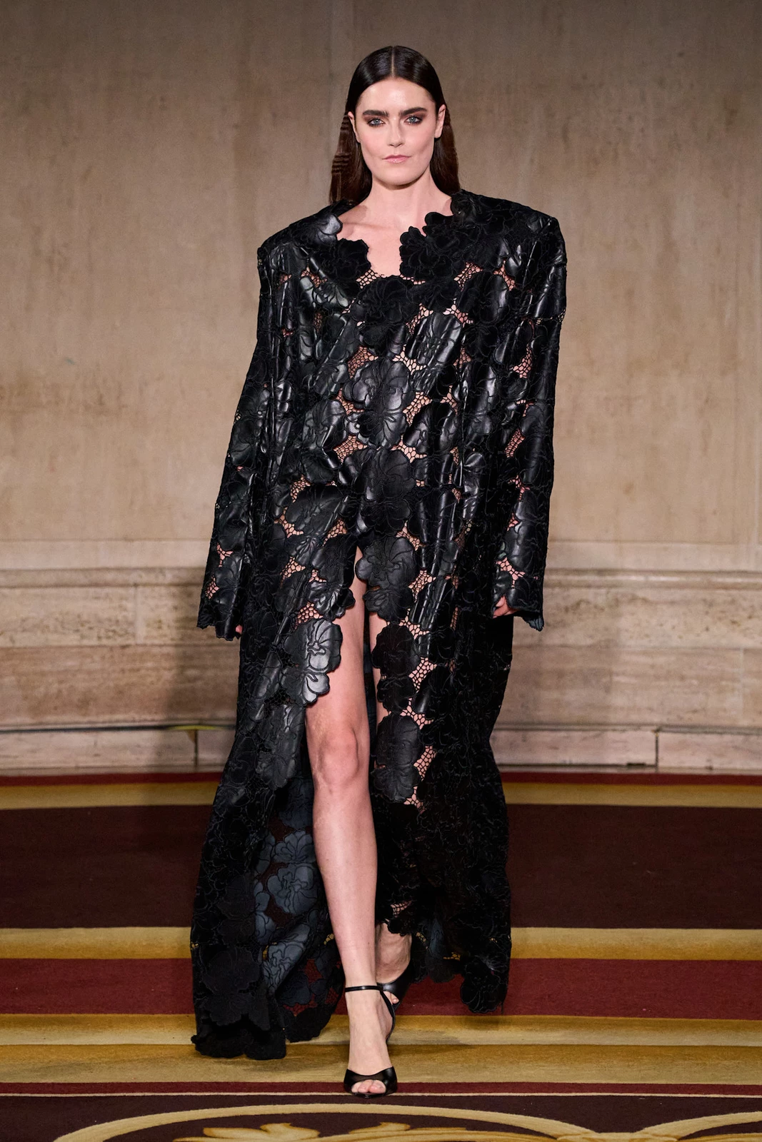Siriano S27 004