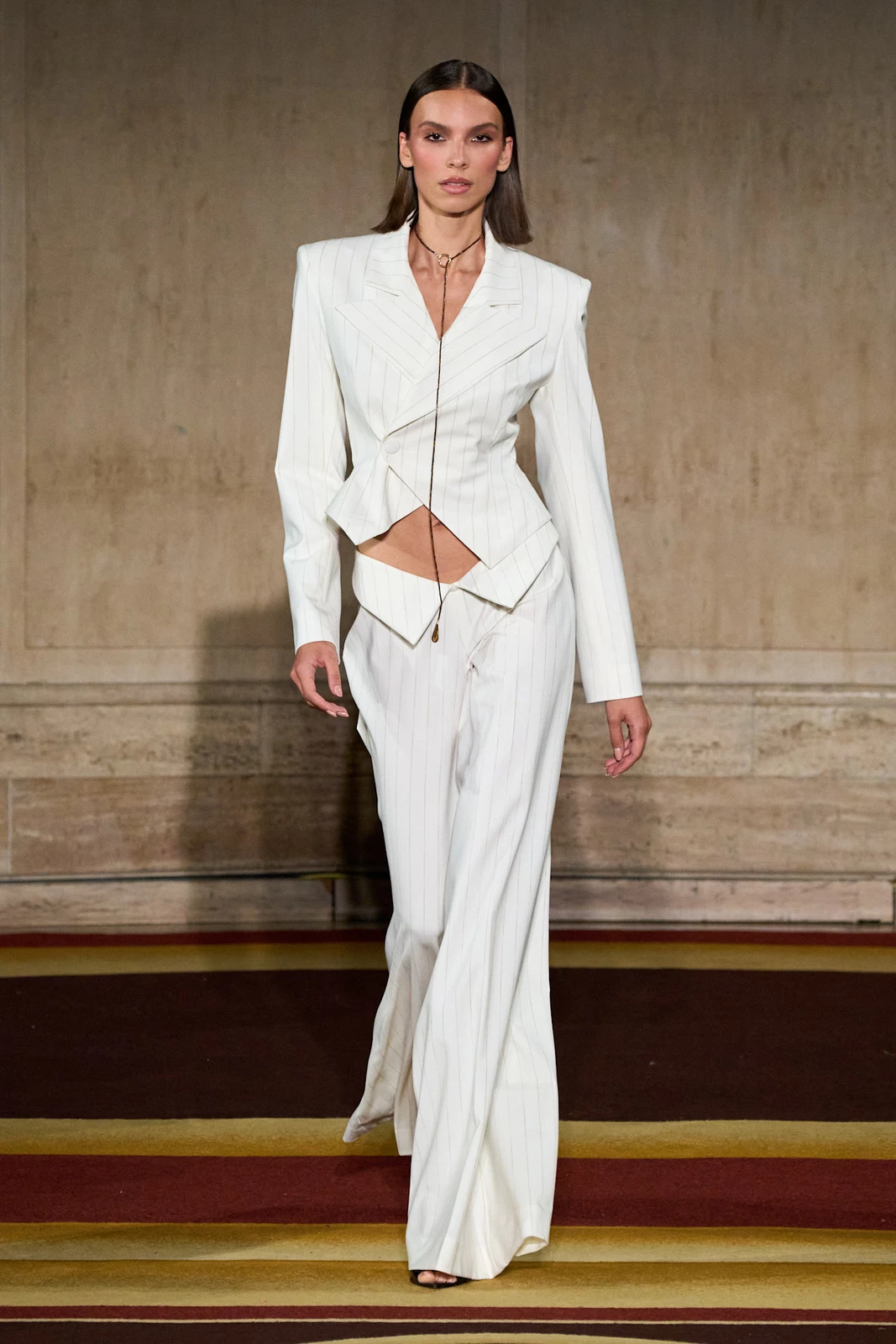 Siriano S27 012