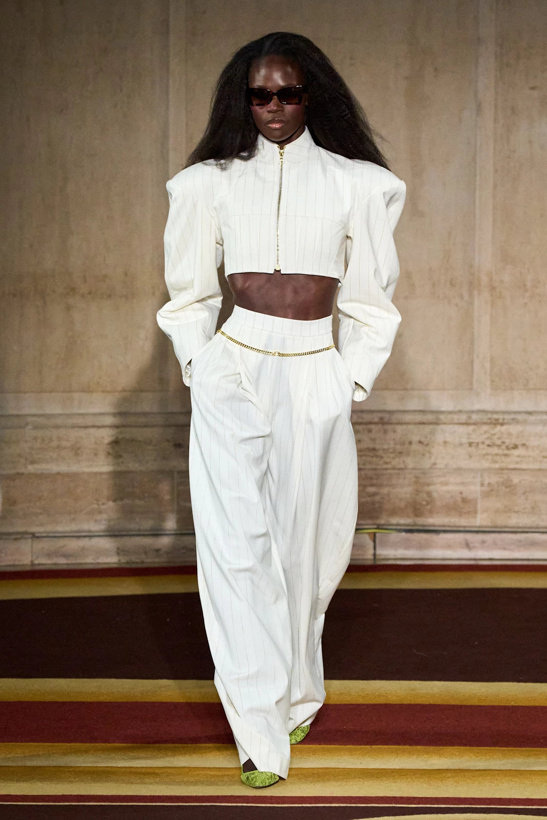 Siriano S27 013