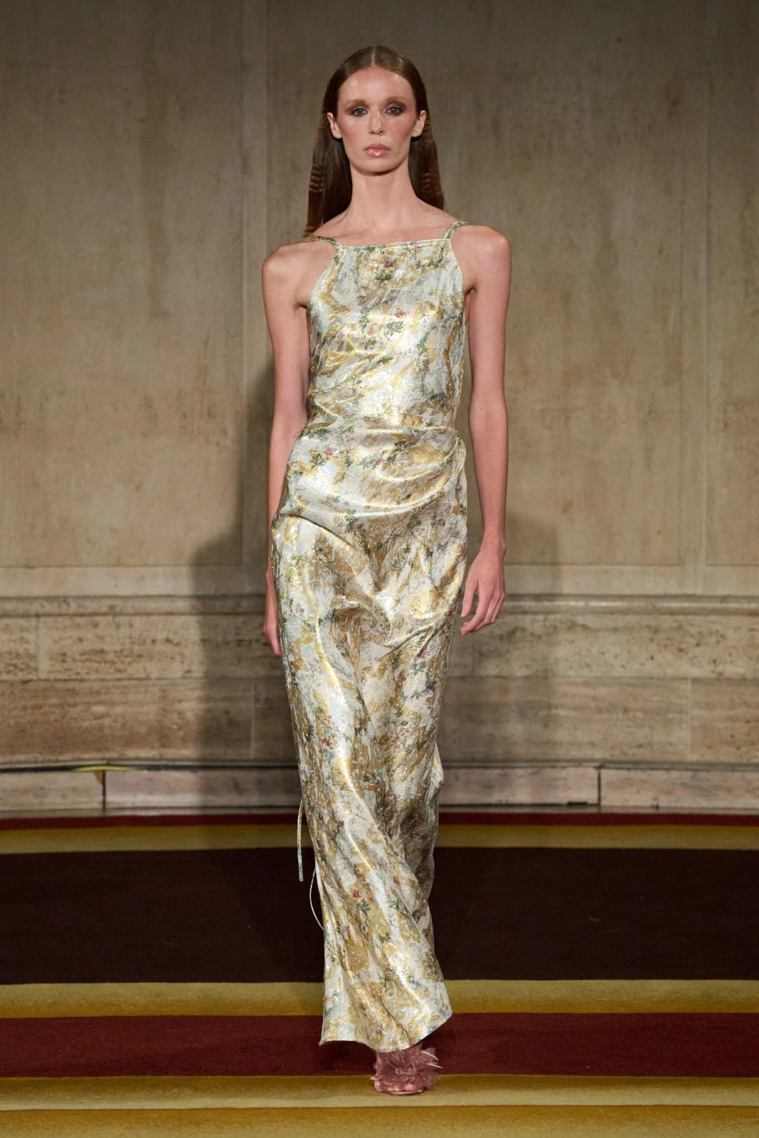 Siriano S27 030