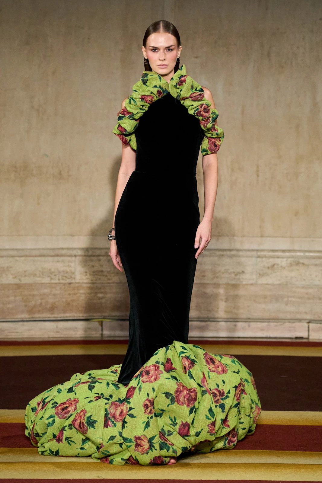 Siriano S27 056