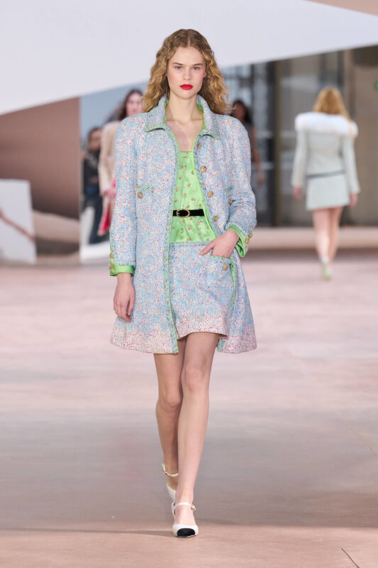Chanel HC S25 013