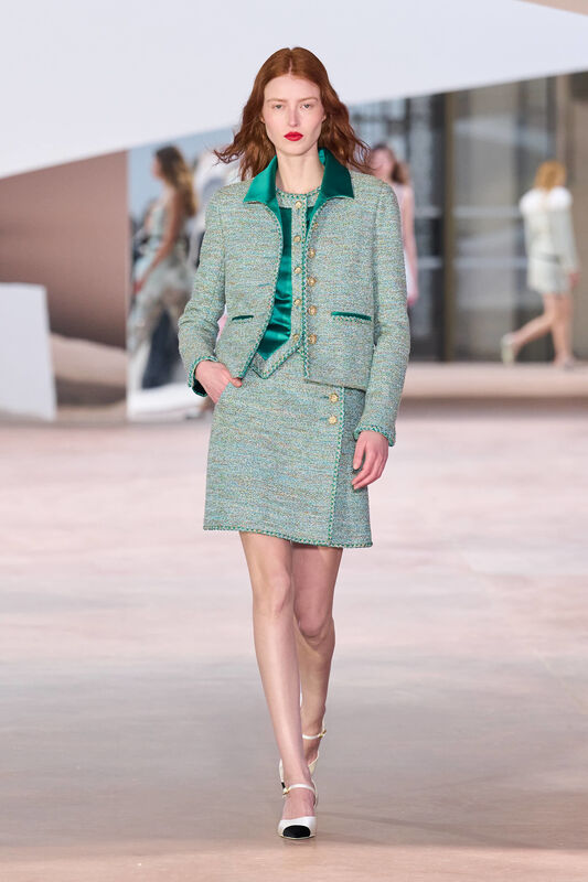 Chanel HC S25 020