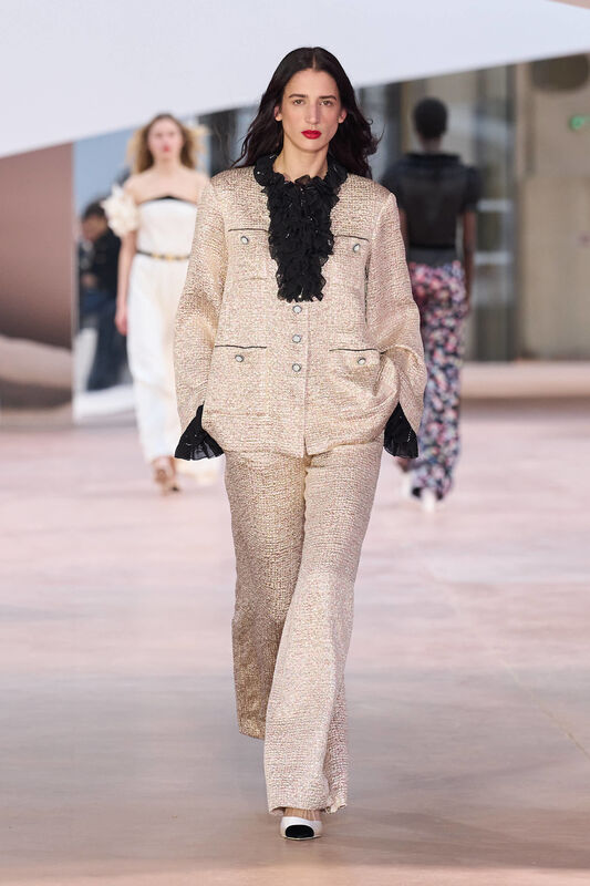 Chanel HC S25 050