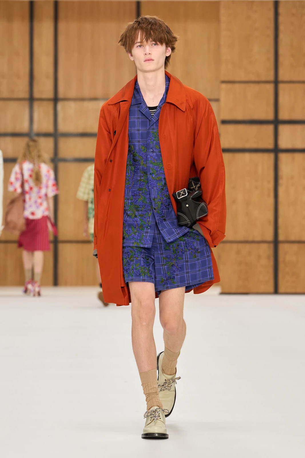 Burberry S27 044