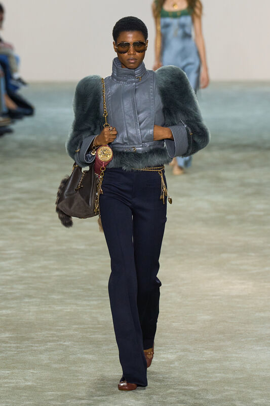 Chloe F25 016