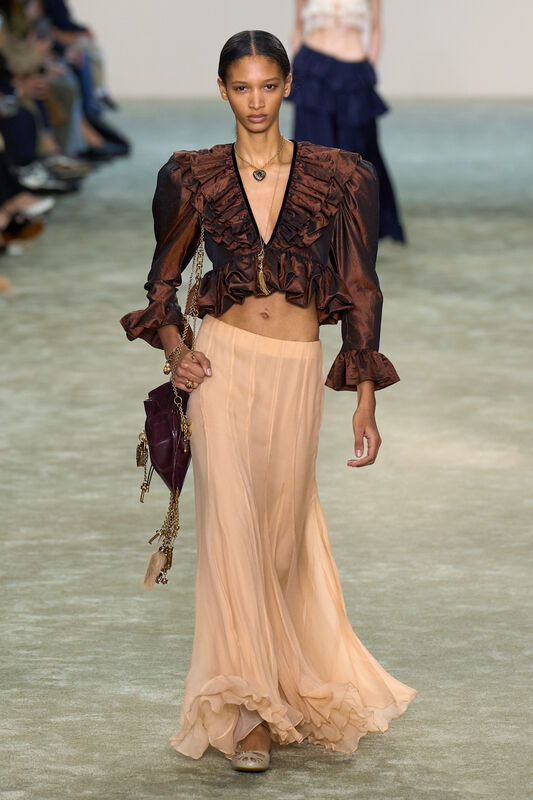 Chloe F25 042
