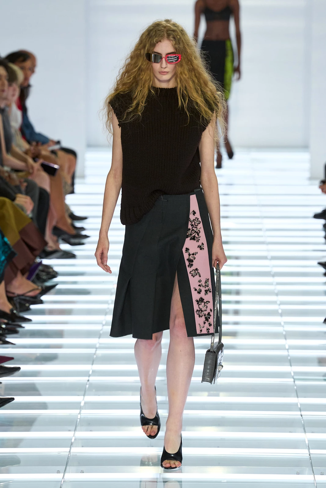 Prada S27 007