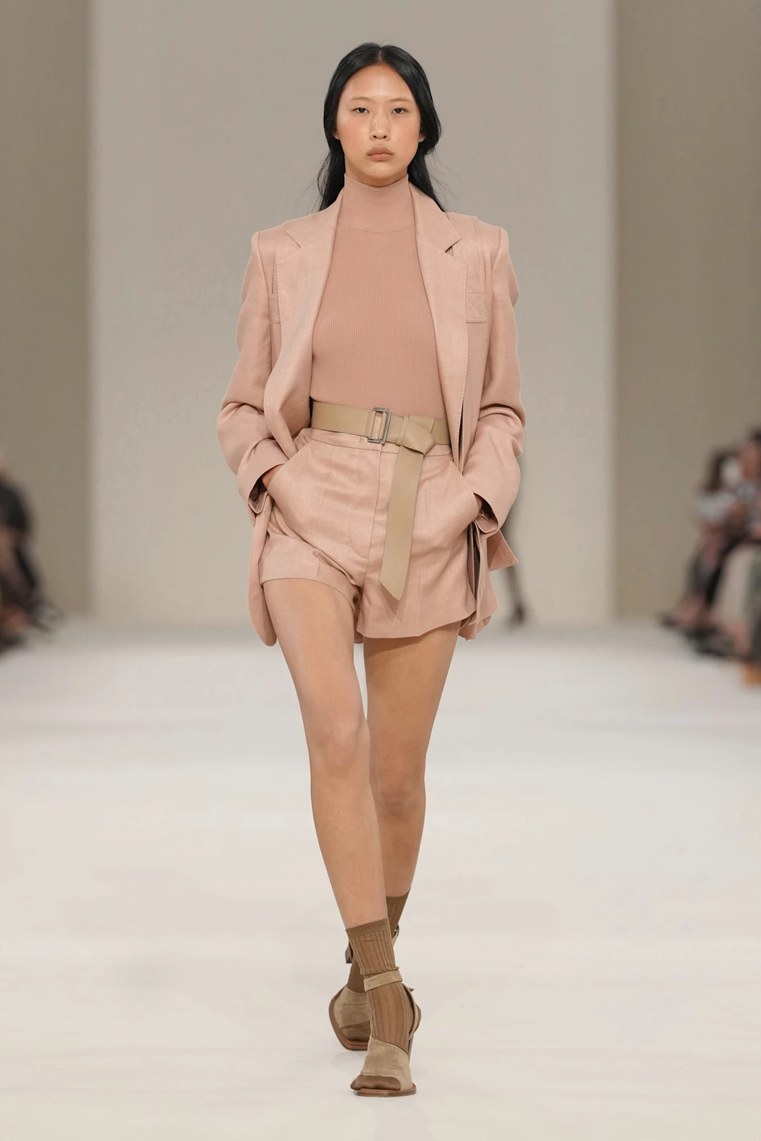 Max Mara S27 006