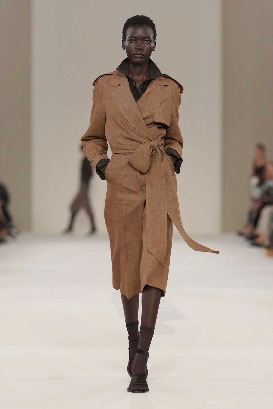 Max Mara S27 007
