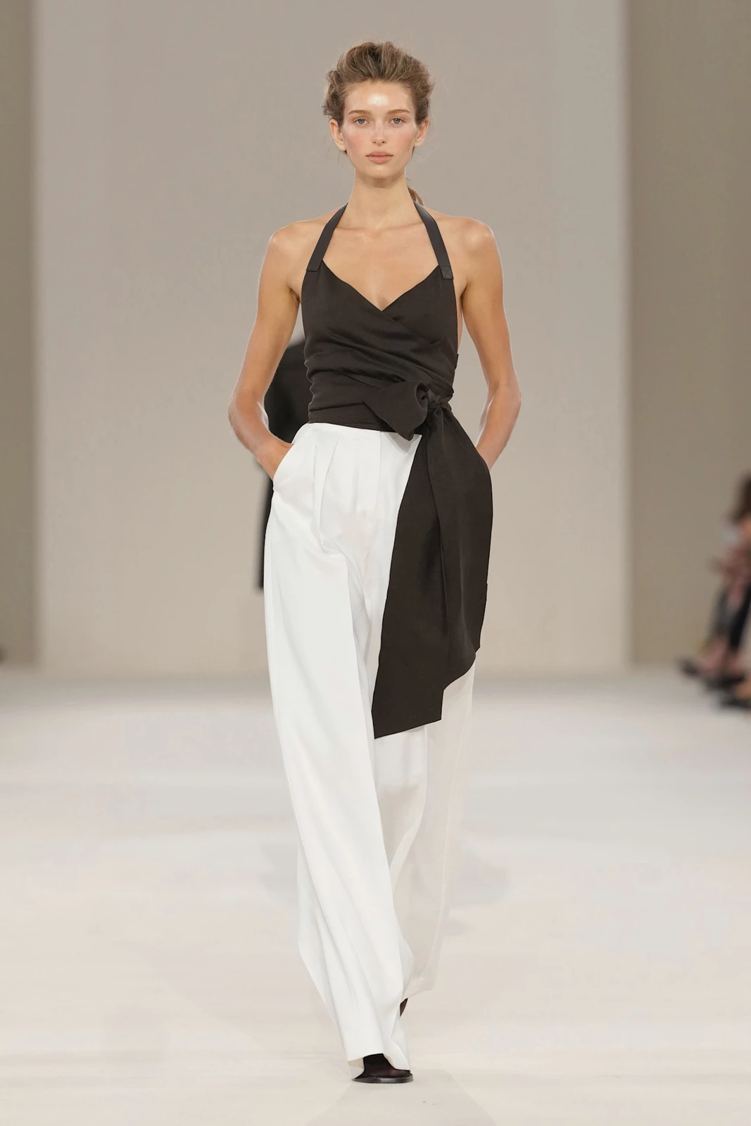 Max Mara S27 010