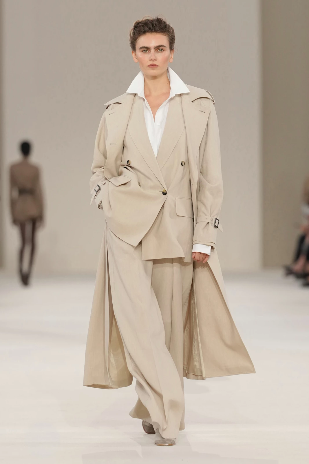 Max Mara S27 013