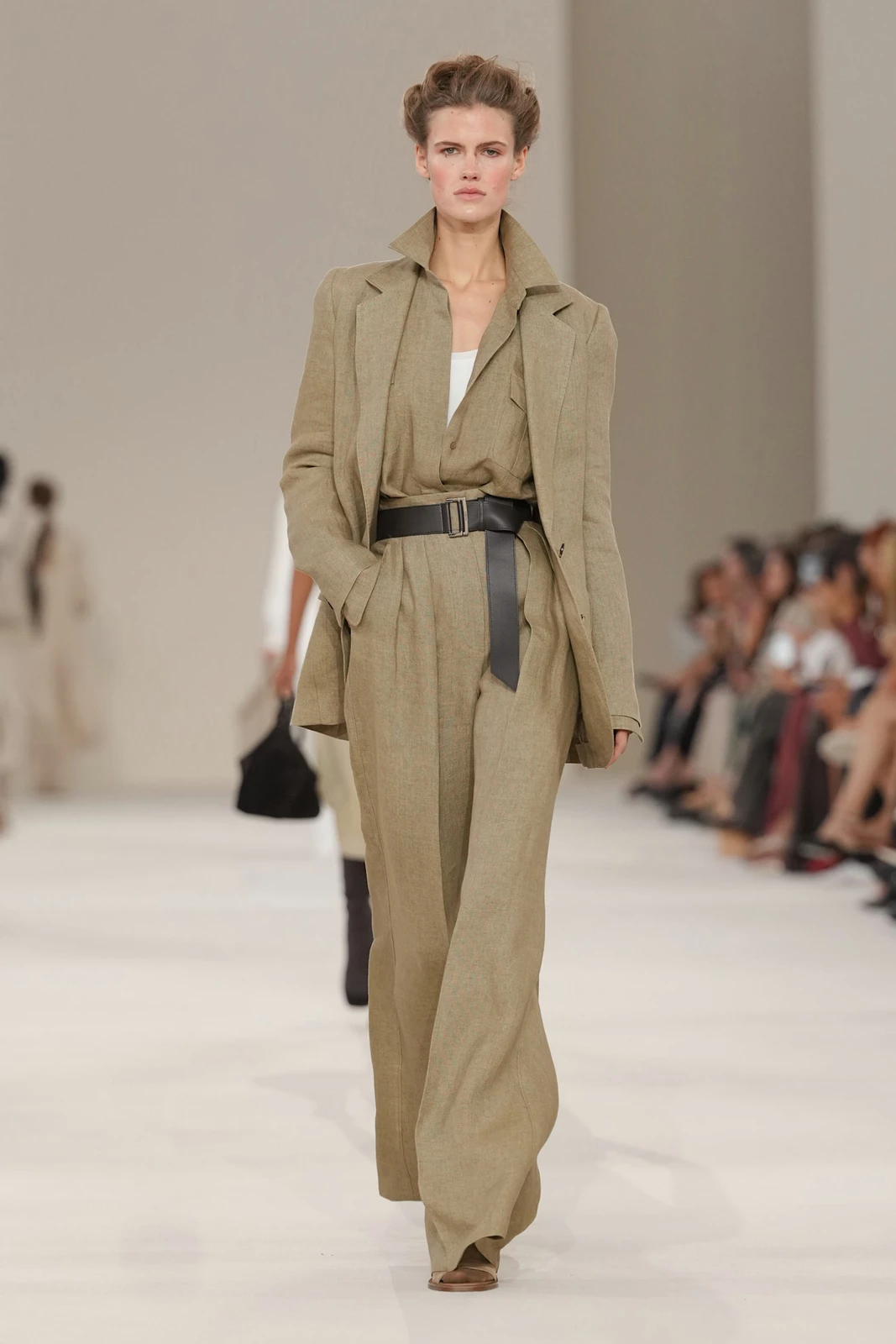 Max Mara S27 026
