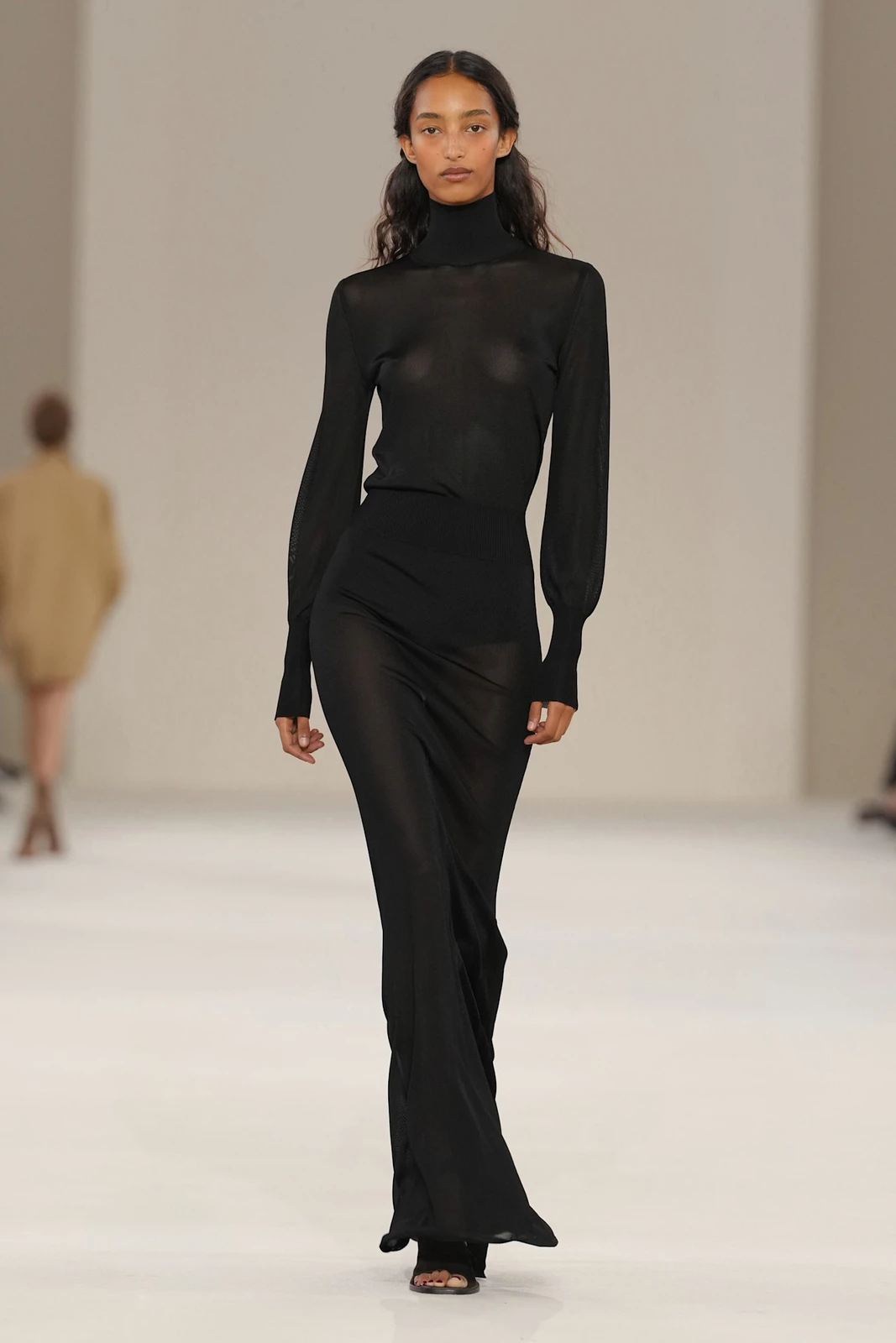 Max Mara S27 047