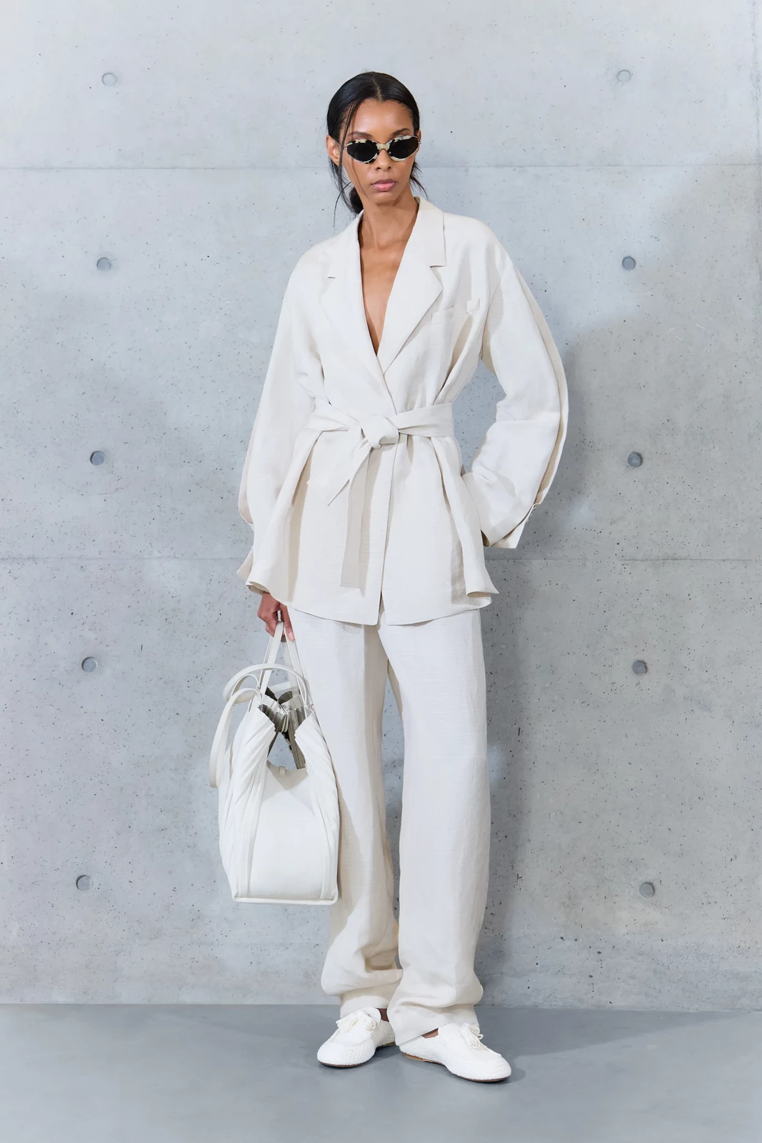 00007-emporio-armani-spring-2027-ready-to-wear-credit-brand