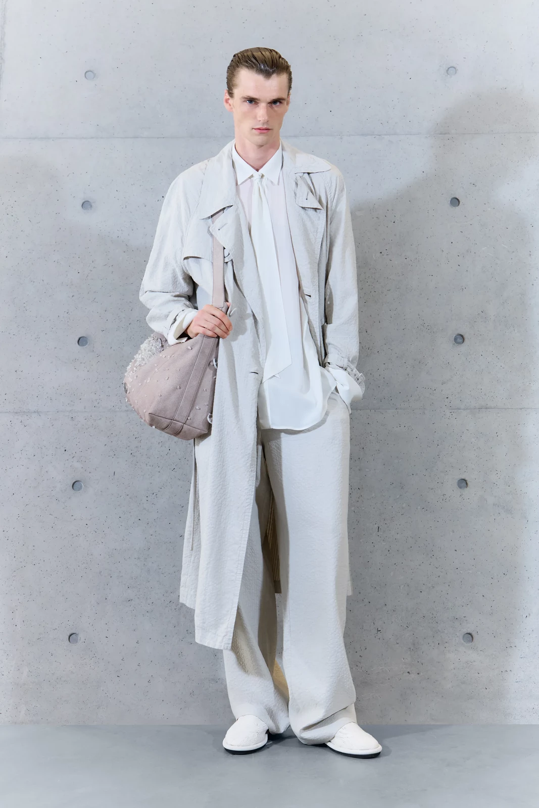 00012-emporio-armani-spring-2027-ready-to-wear-credit-brand