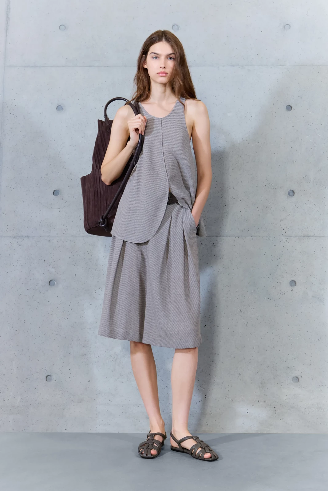 00014-emporio-armani-spring-2027-ready-to-wear-credit-brand