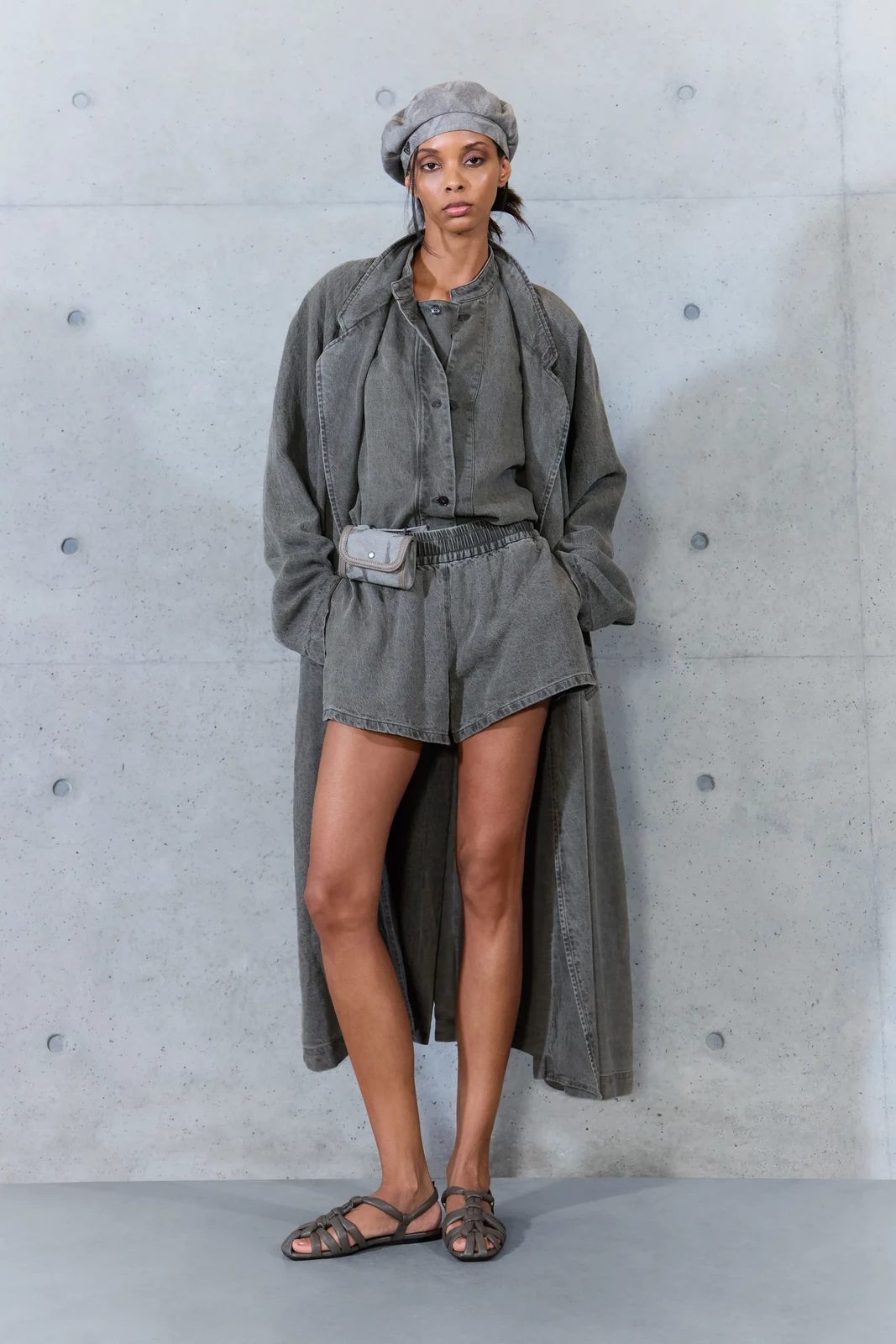 00019-emporio-armani-spring-2027-ready-to-wear-credit-brand