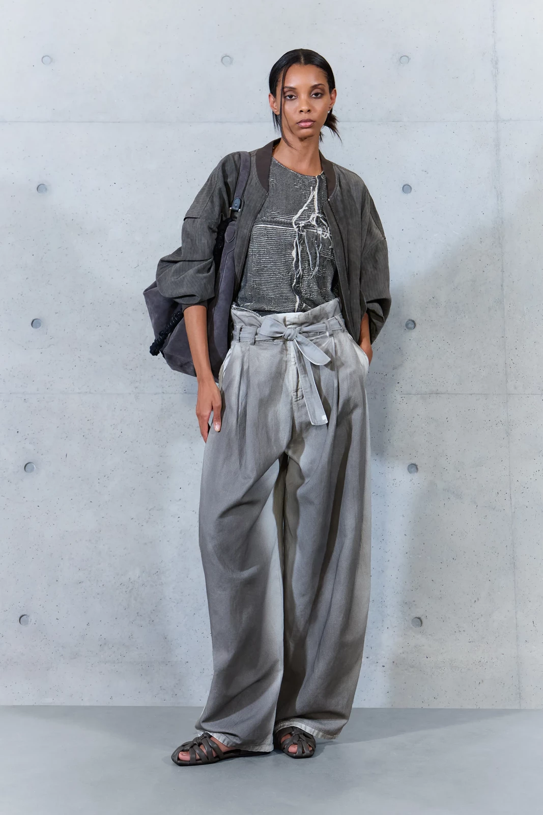00023-emporio-armani-spring-2027-ready-to-wear-credit-brand