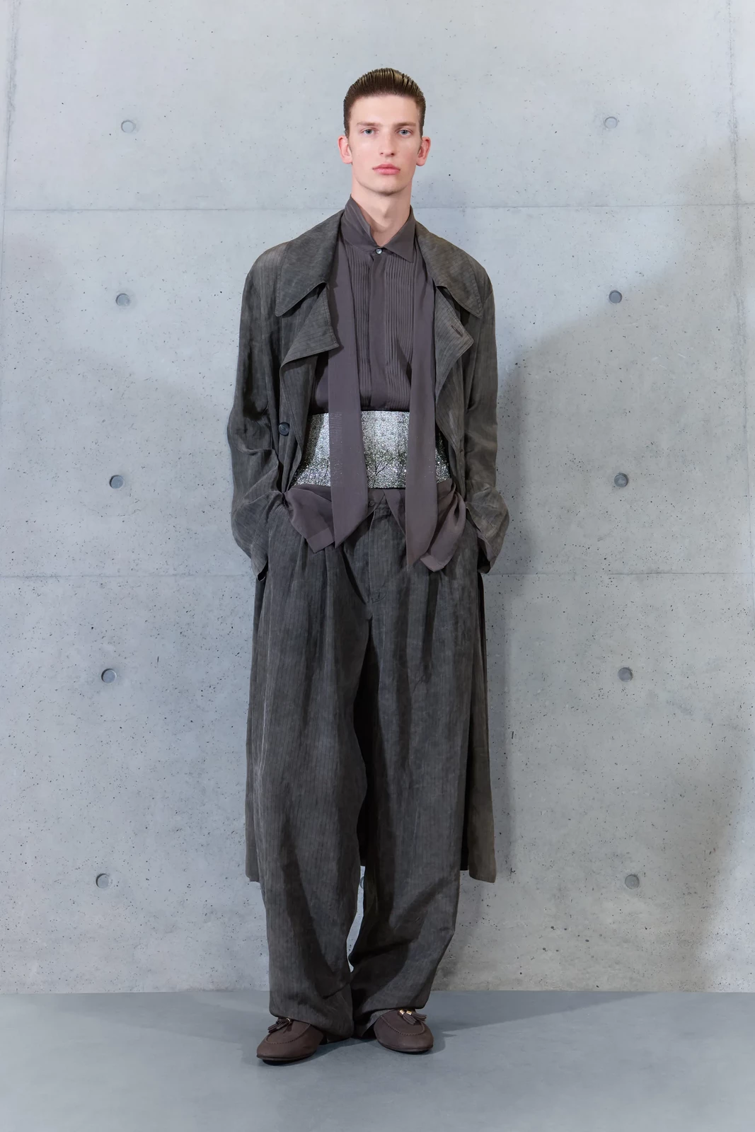 00024-emporio-armani-spring-2027-ready-to-wear-credit-brand