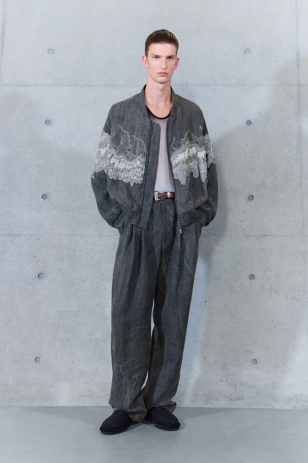 00027-emporio-armani-spring-2027-ready-to-wear-credit-brand
