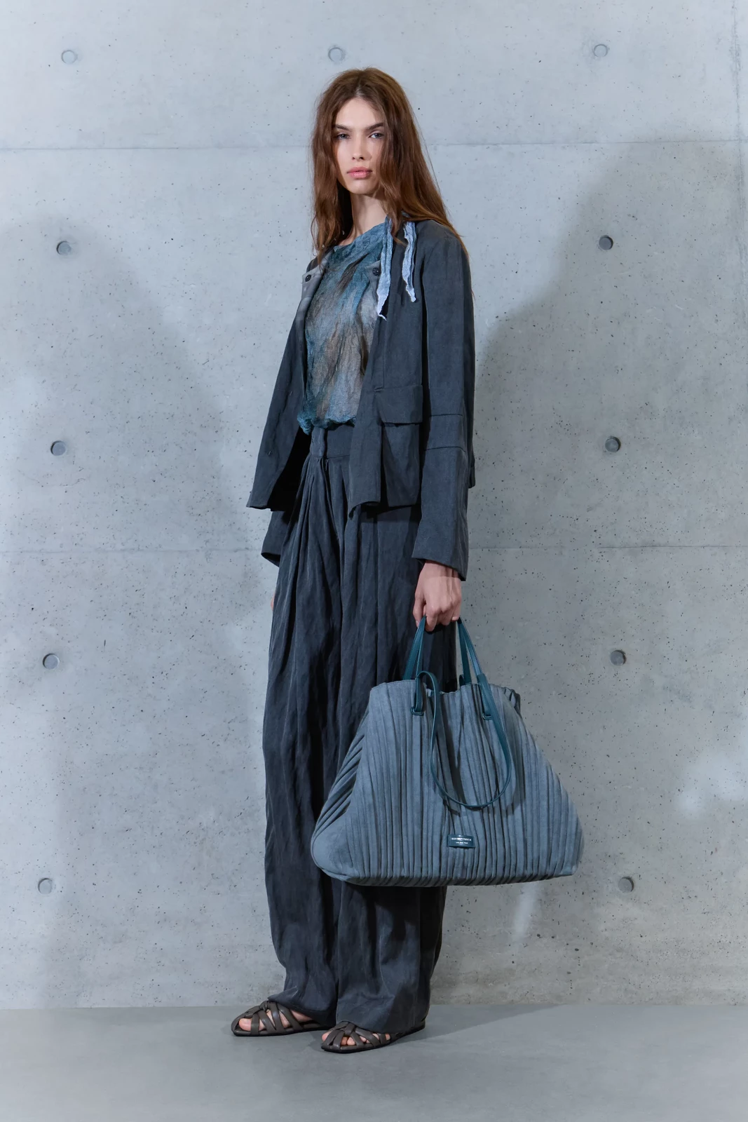 00029-emporio-armani-spring-2027-ready-to-wear-credit-brand